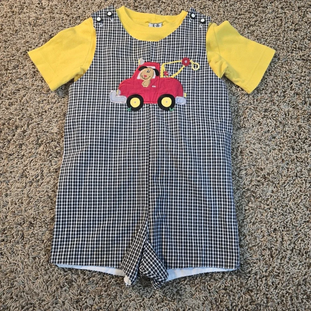 Austin & Ally plaid Tow Truck‎ 2 Piece Outfit Boy's 4T