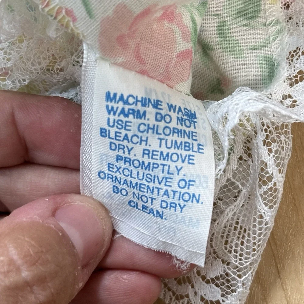 Vintage Hugs & Kisses Baby Girl Dress 12 Months Floral Lace Delicate USA Made