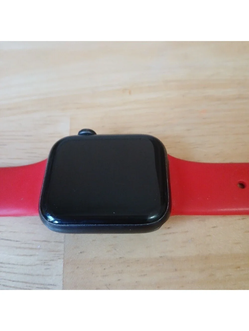 Apple photos wear >apple