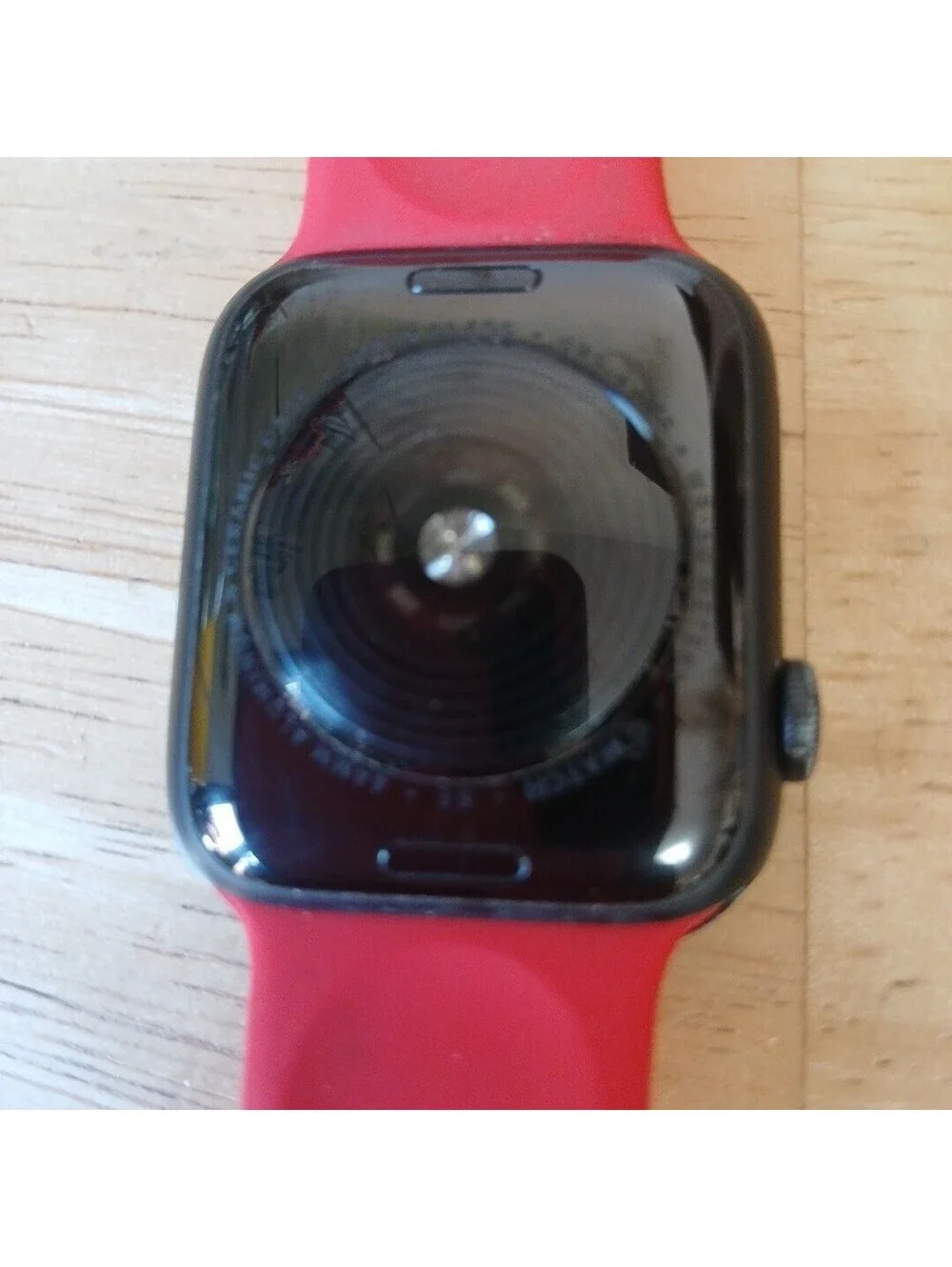 Apple scuffs model gps