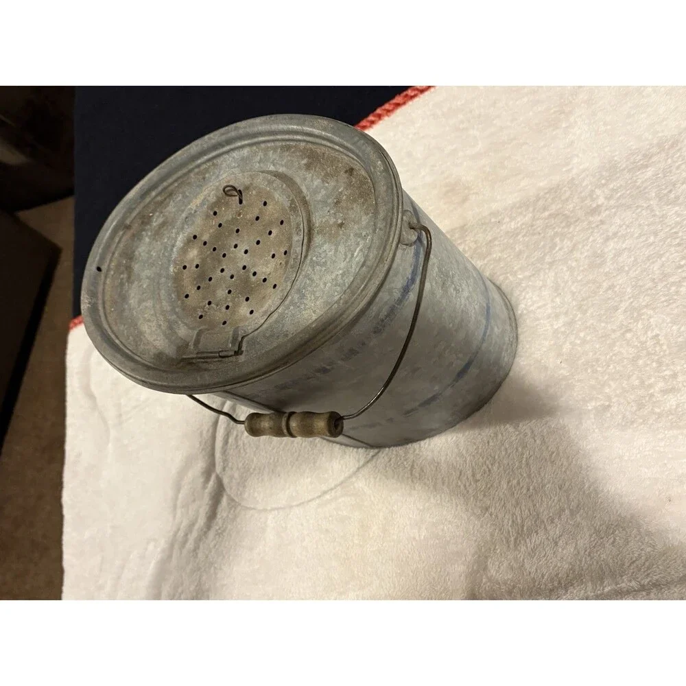 Vintage Falls City Air Breather 810-G Galvanized Minnow Bait Bucket Complete