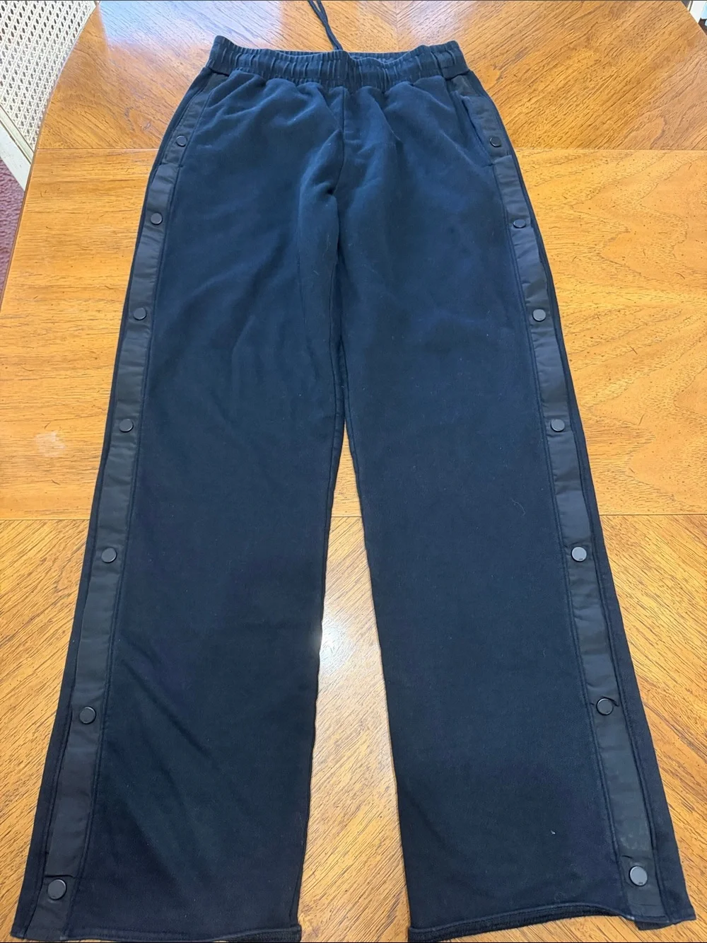ALO Yoga size medium