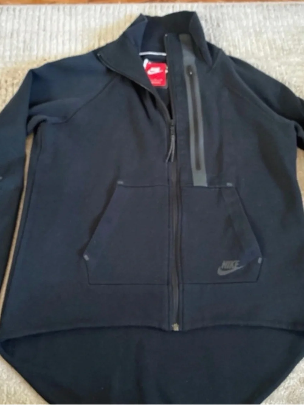 Nike Black Full-Zip Performance Jacket with Water-Resistant Chest Pocket