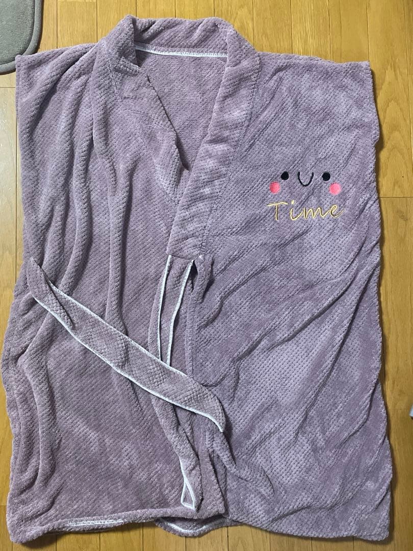 Bao Core Bathrobe