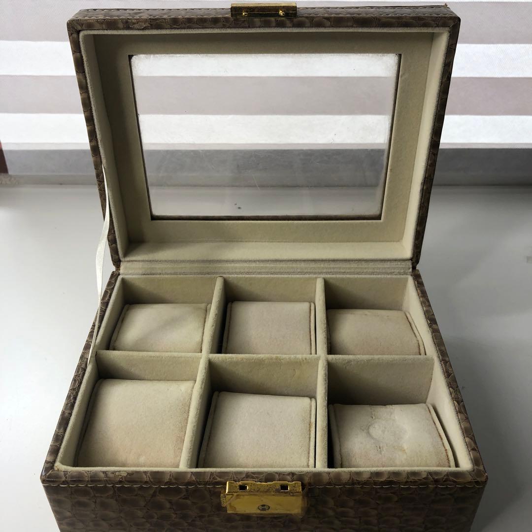 Watch case