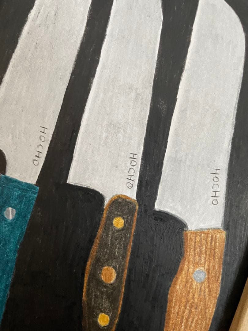 A perfectly sized picture for those who want to display a small piece of art [Picture of a 3-piece knife set]