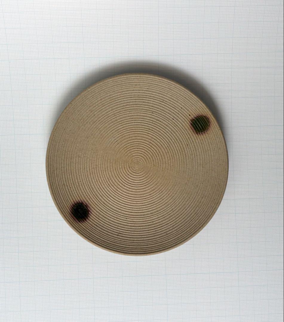 lidded vessel