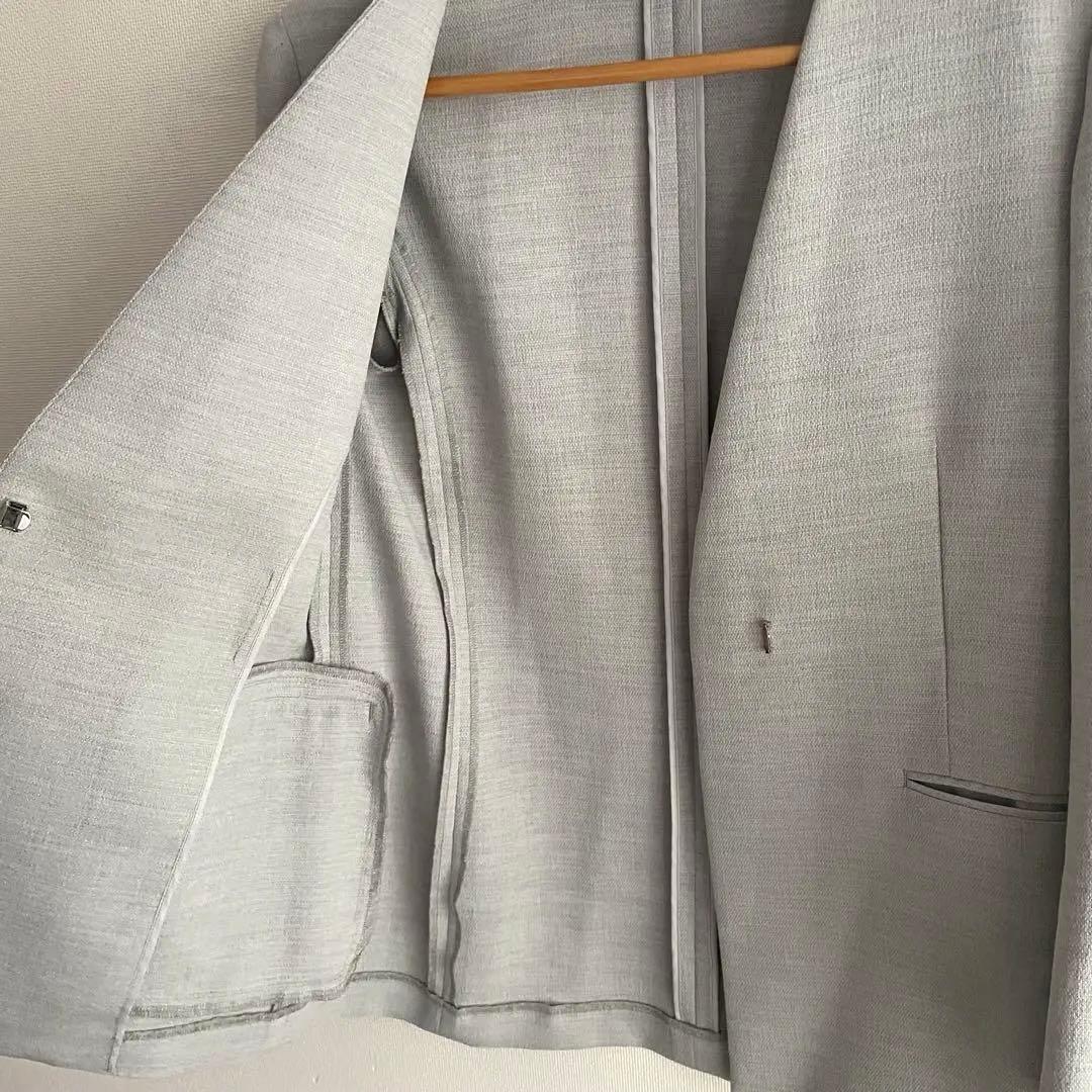 this collarless