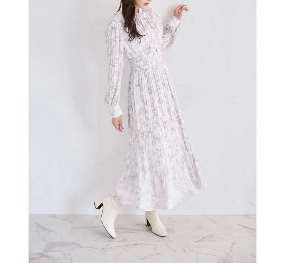 tocco closet

 / 

Size : M tears pleated