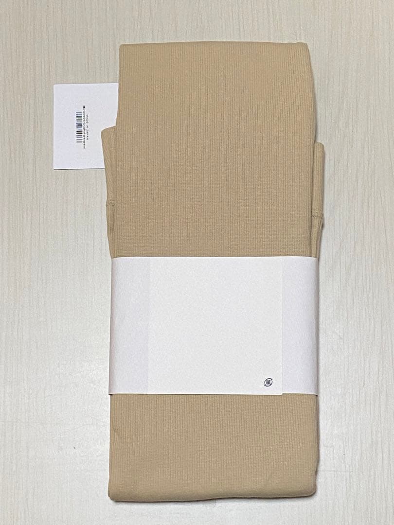 color beige<br><br>size