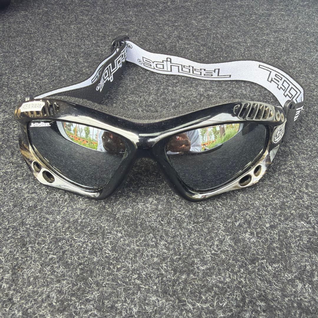 Jettribe Mirror Goggles with Case