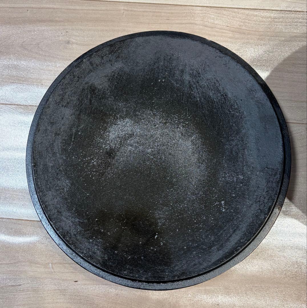 LODGE Dutch Oven 12-inch Camp Outdoor Pre-seasoned
