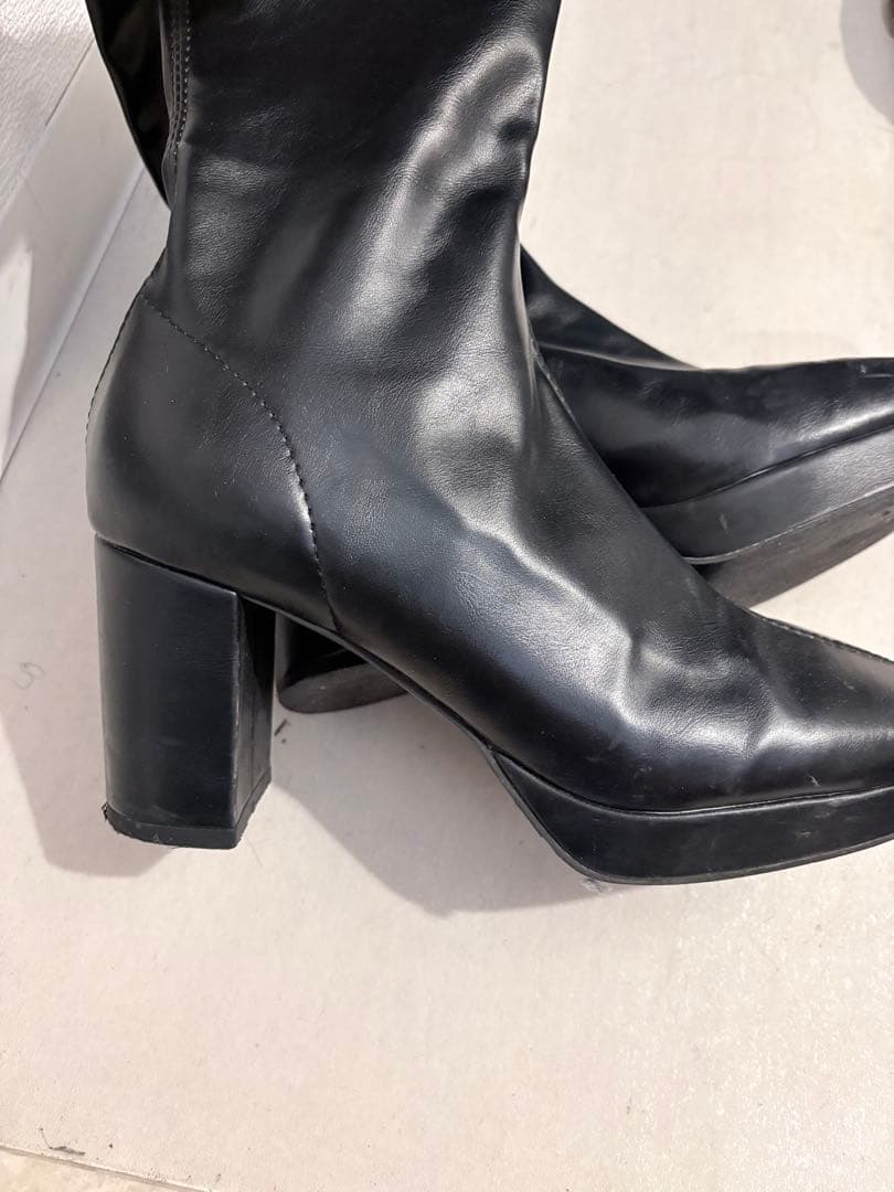 years heel boots<br><br>color