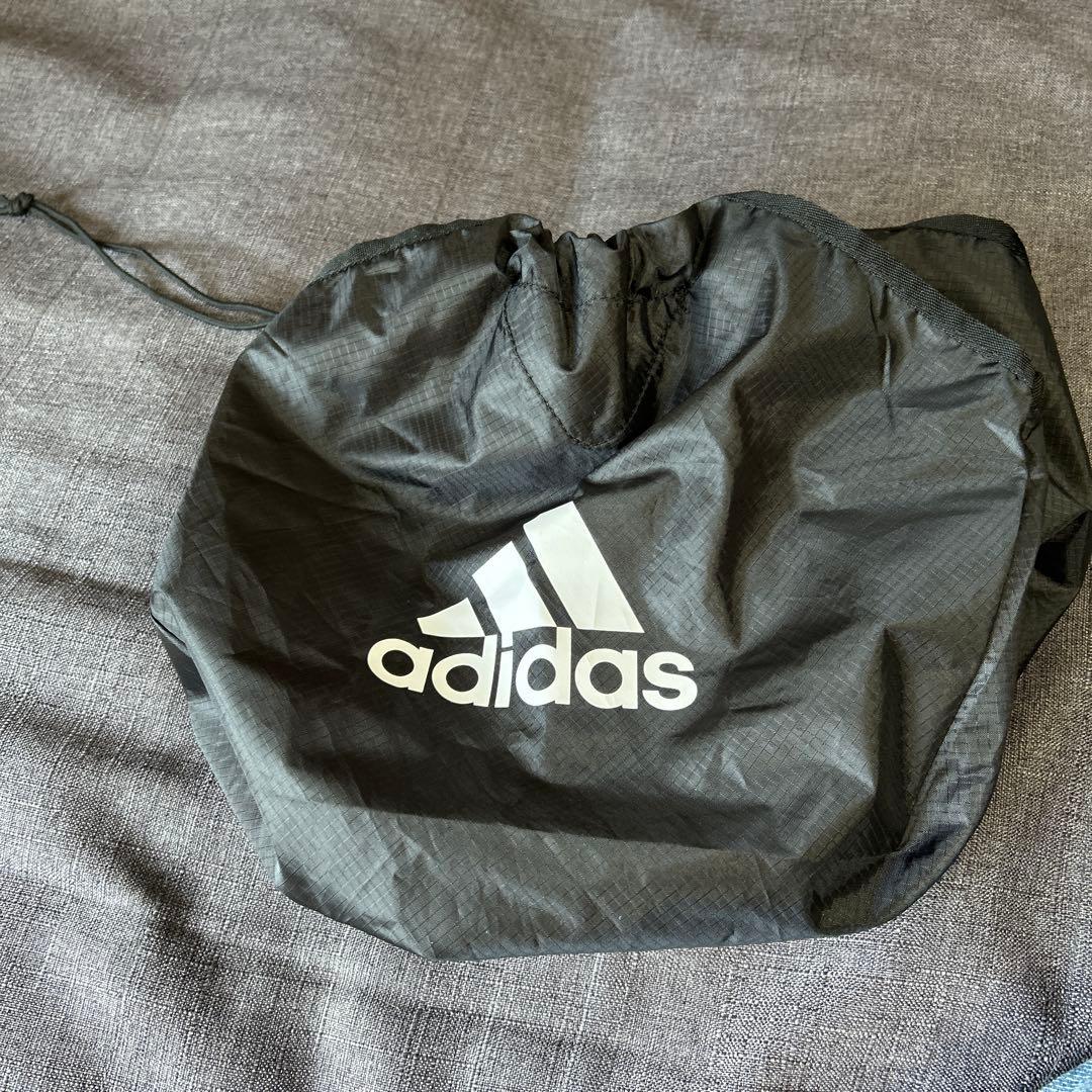 adidas black