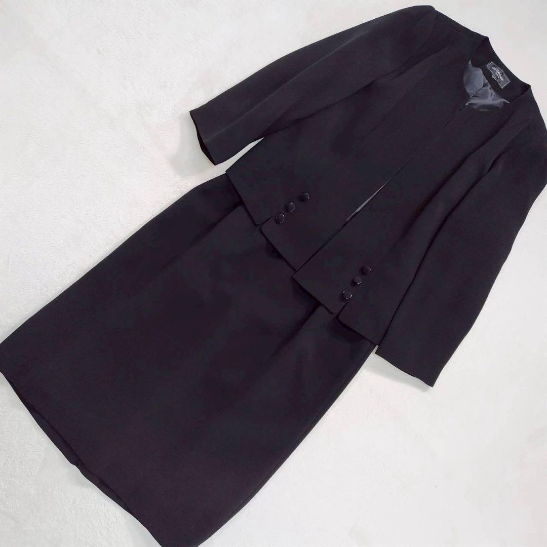 Excellent Condition Formal Black Dress & Suit Set, Size 17