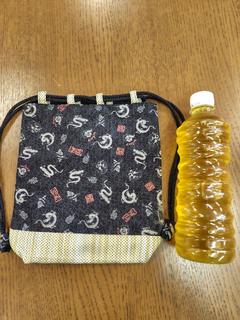 recycled <br>the fabric<br>lining