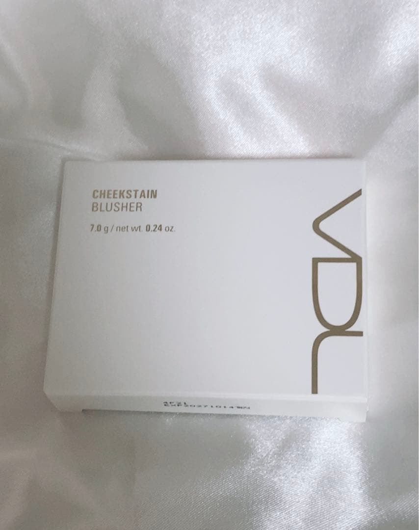 VDL Cheek Stain Blusher 06 ♡ New