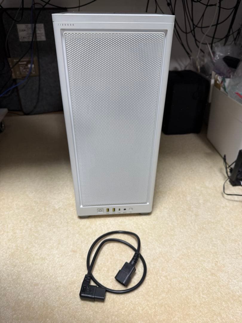 2000D AIRFLOW Mini-ITX PC Case - White