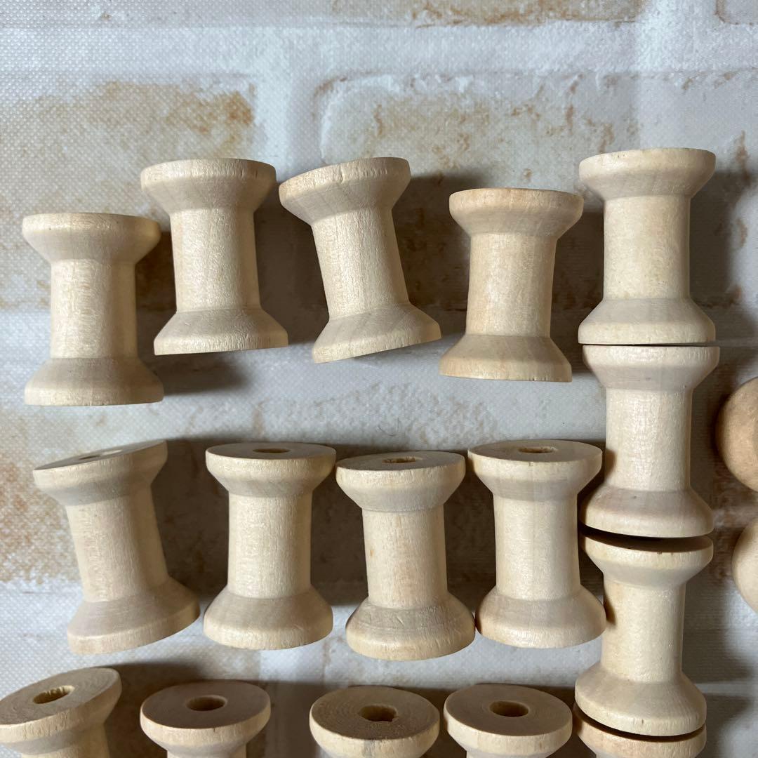 Handmade Material White Wood Wooden Thread Spool (Medium) for Tole Painting and Crafts