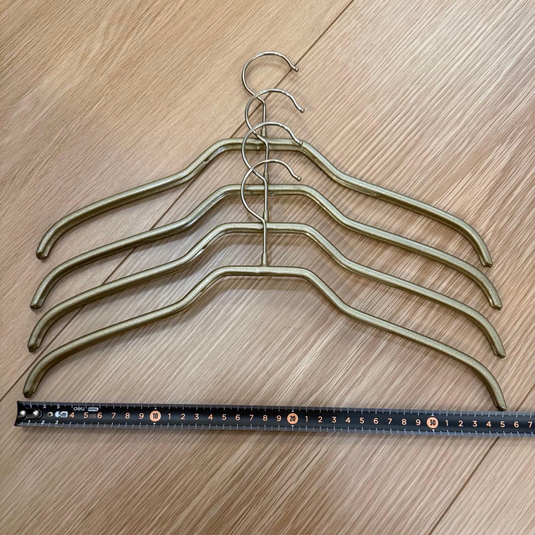Mawa Hanger Gold Set of 4