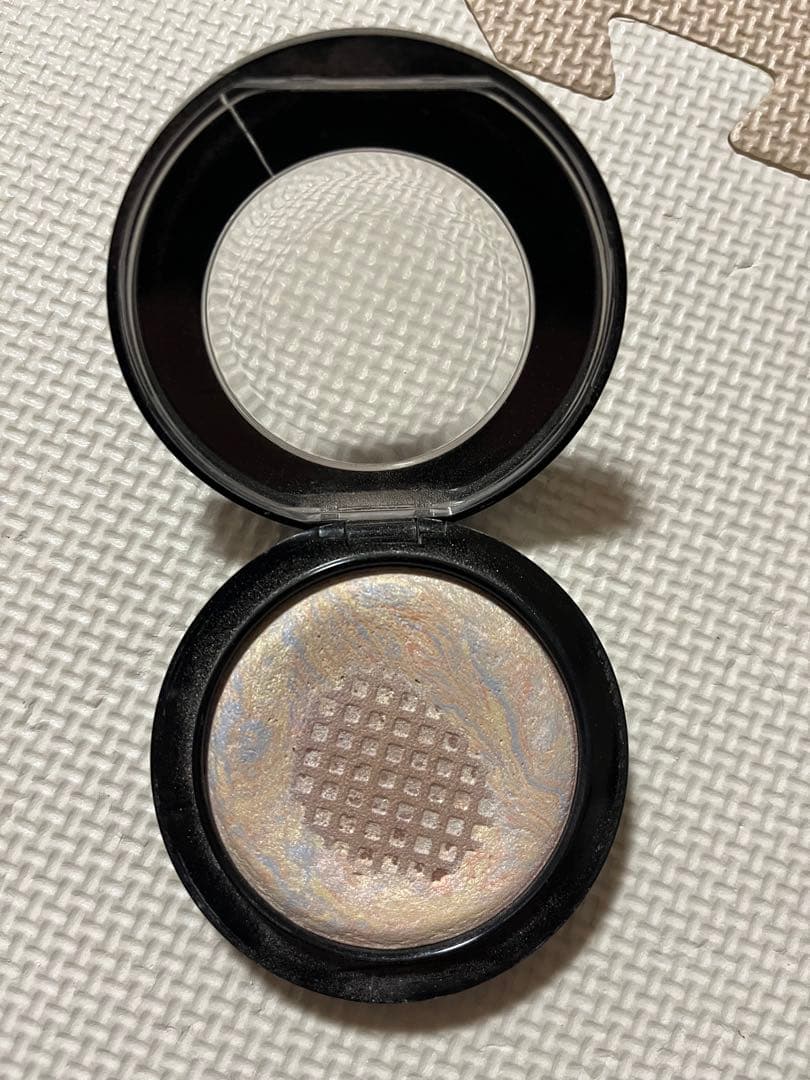 E*E様 MAC Mineralize Skinfinish Lightscapade