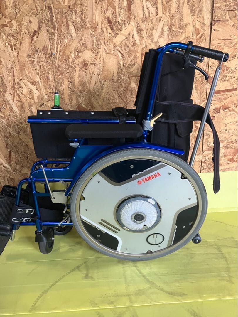 YAMAHA Electric Wheelchair - 2 Batteries, Charger Included