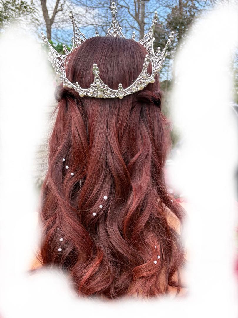 Crown Silver-tone Pearl Embellishment