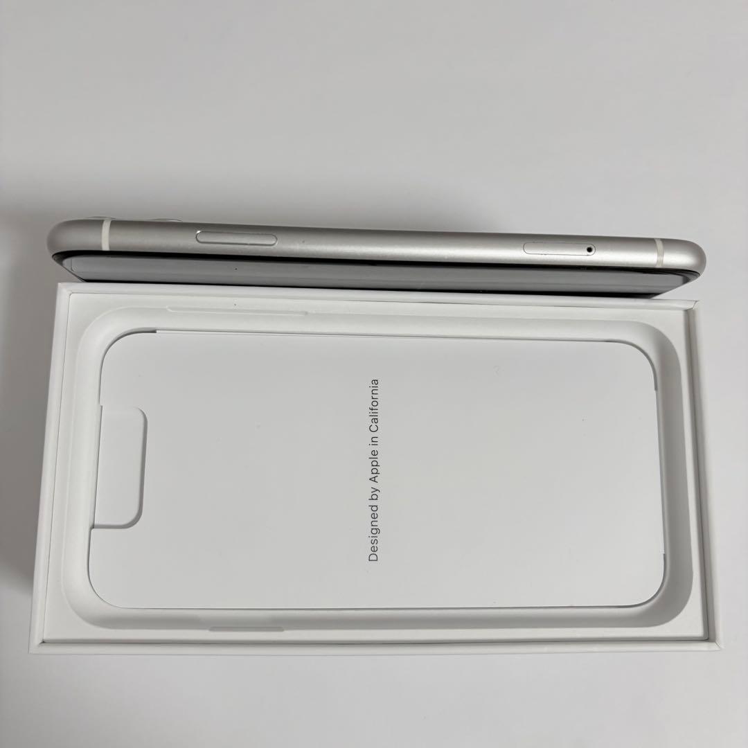 iPhone 11 White, 100% Battery, 128GB, SIM-Free