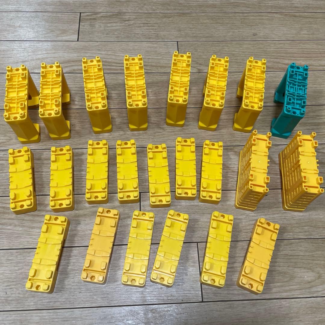 Plarail Parts: Mini Bridge Piers (13 pcs) & New Block Bridge Piers (10 pcs)