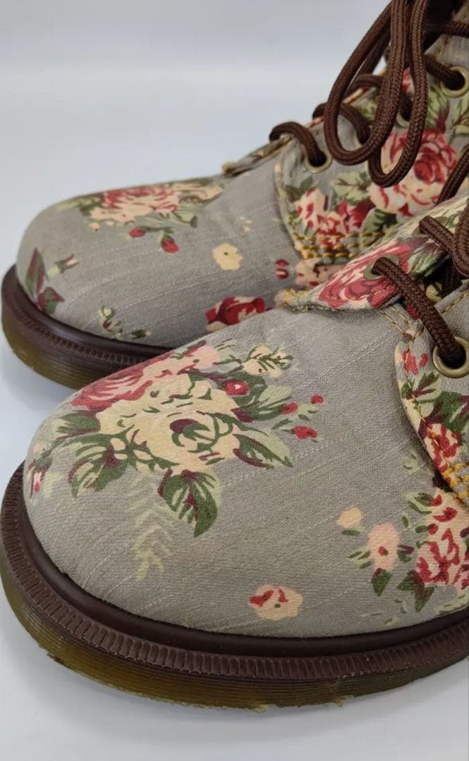 Dr. Martens CASTEL 8-Eyelet Floral Print UK 6