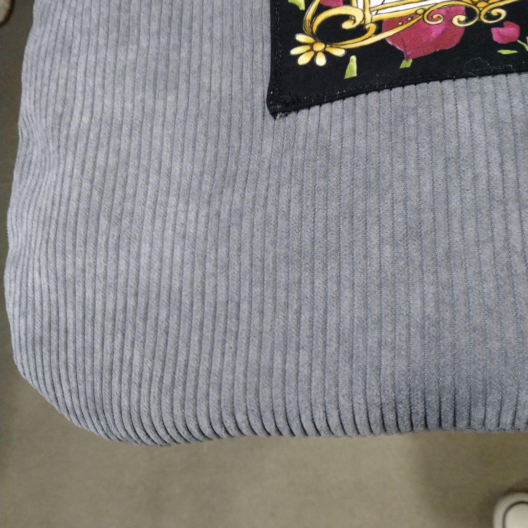 gray corduroy<br>￥3100