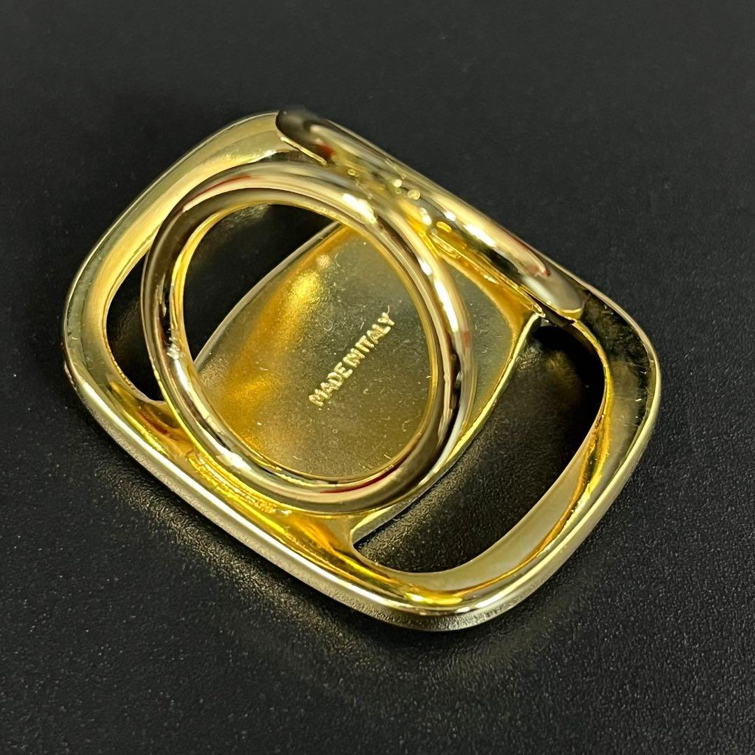 Salvatore Ferragamo <div class=gnlqyh