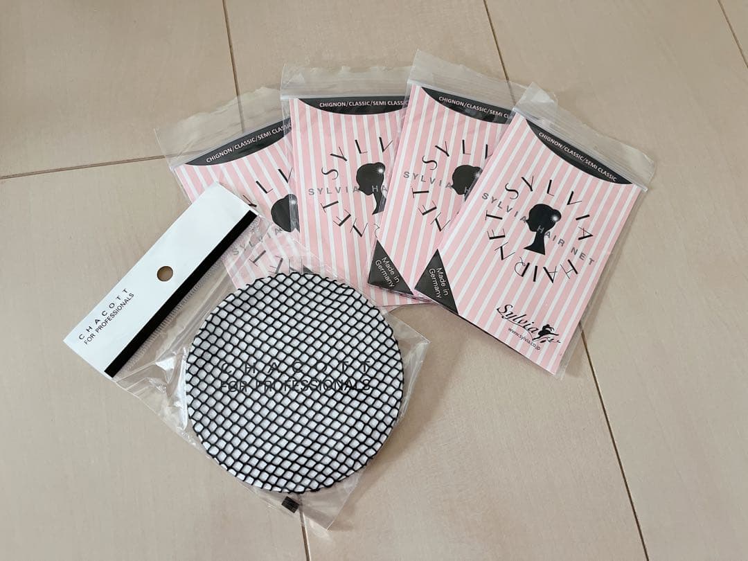 Silvia Chignon Net Chacott Hair Net