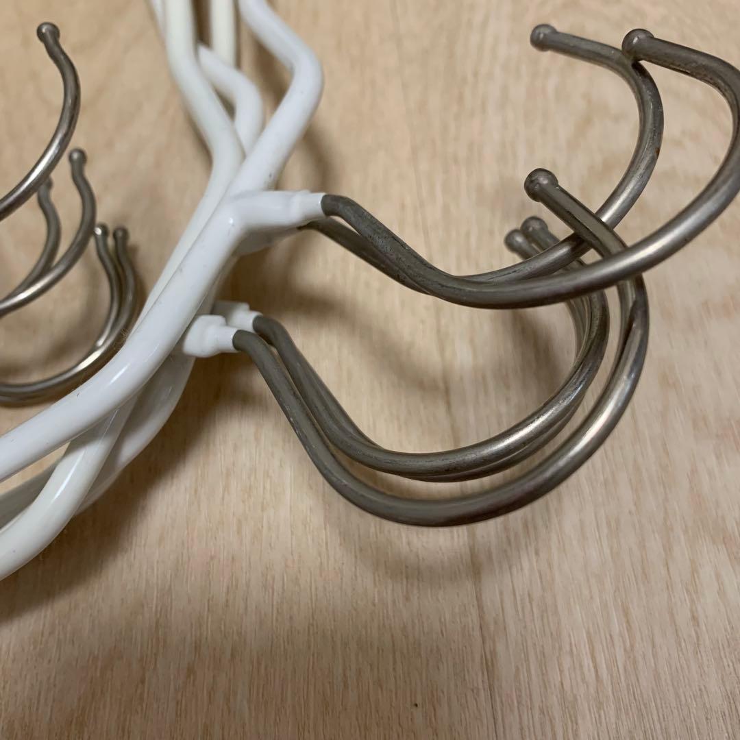 Bulk sale of hangers, 25 pieces