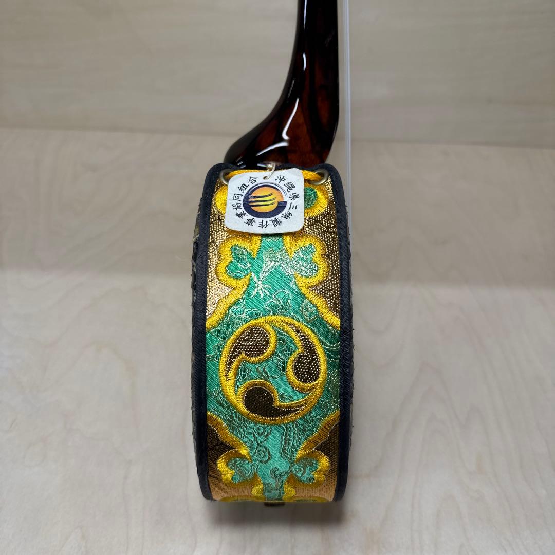 Makabe-style Sanshin by Morifumi Nakamine, single piece of real skin, with hard case, for Kousan only