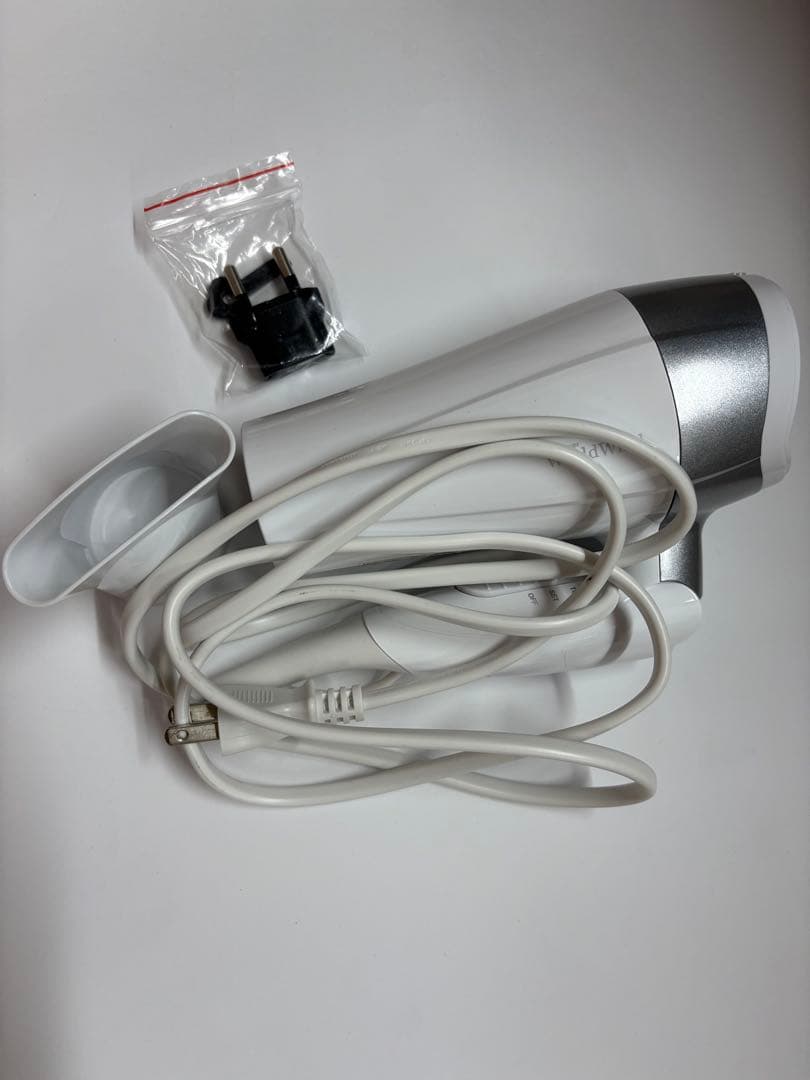 WorldWind Overseas Compatible Hair Dryer FHD-1209K