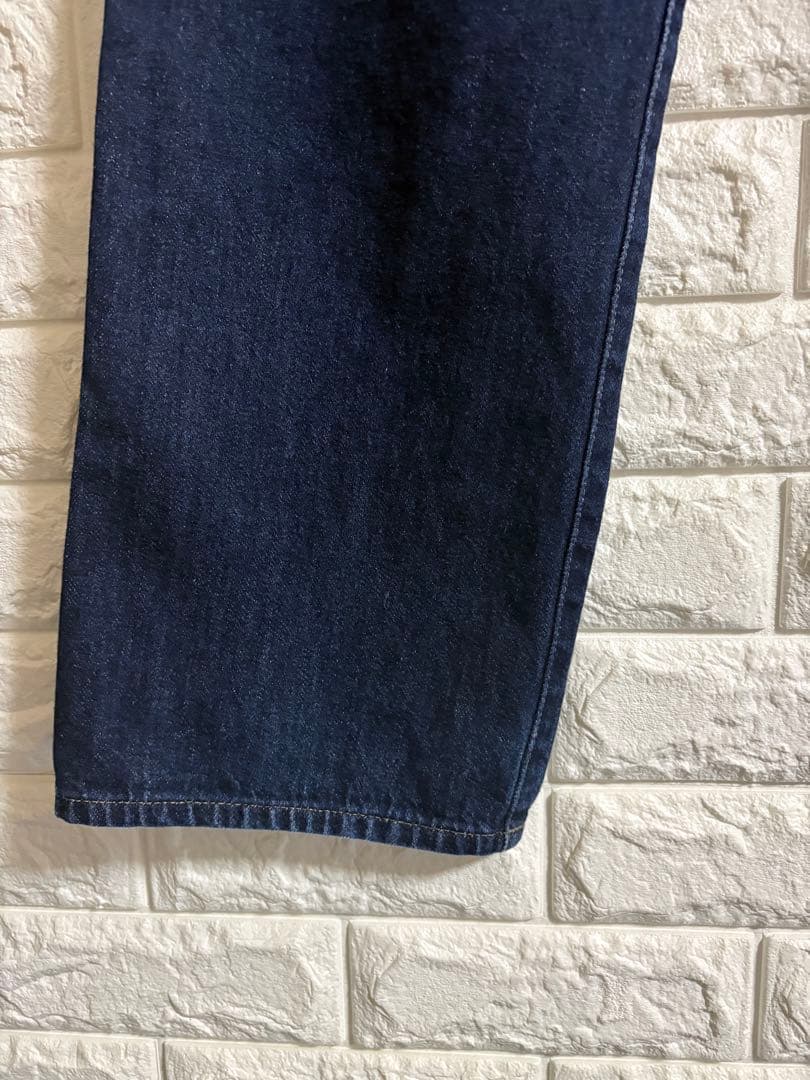 ✴︎UNIQLO✴︎ Dark Blue Straight Jeans W22
