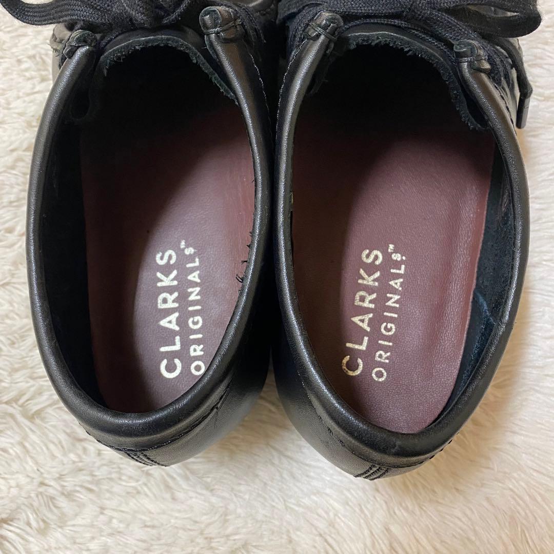 CLARKS ORIGINALS

 / 

Size : 25cm <div class=gnlqyh