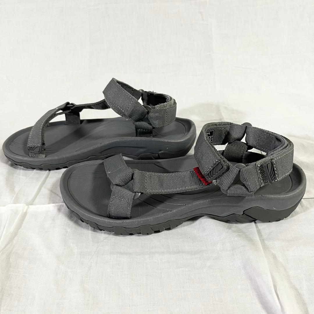 bearpaw sandals<br>size
