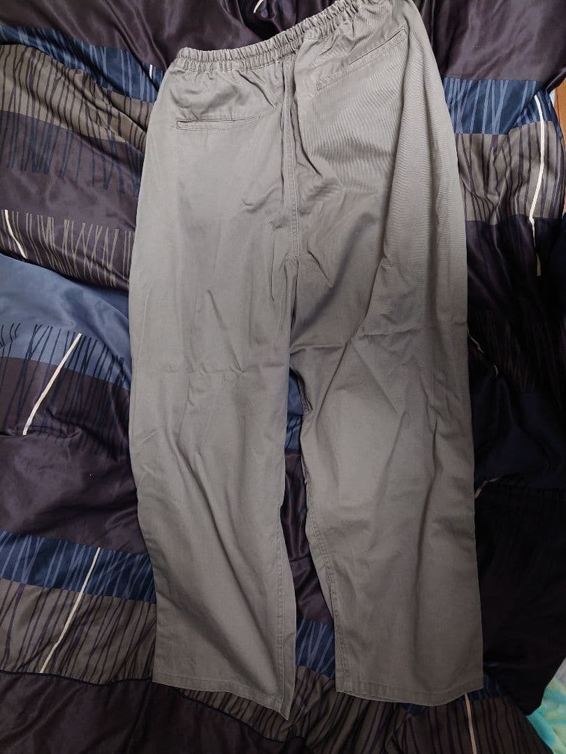 gray wide