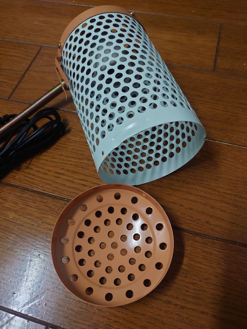 【Marukan】Minimal Land Heated Bulb with Cover 60W