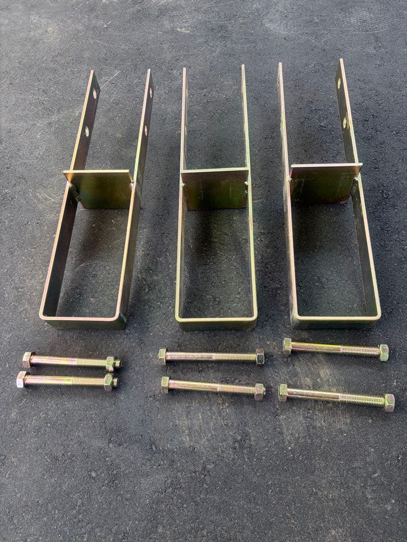 Column Base Hardware PB-42 3 pcs.