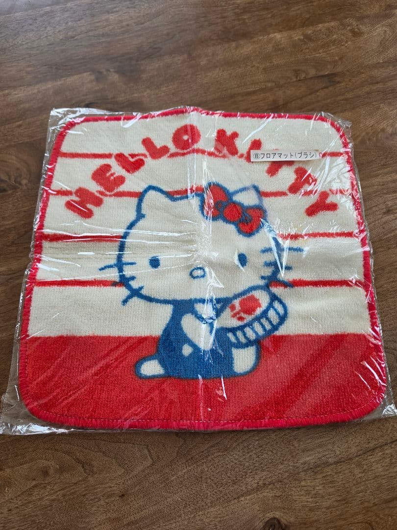Hello Kitty Floor Mat Approx. 45cm x Approx. 45cm