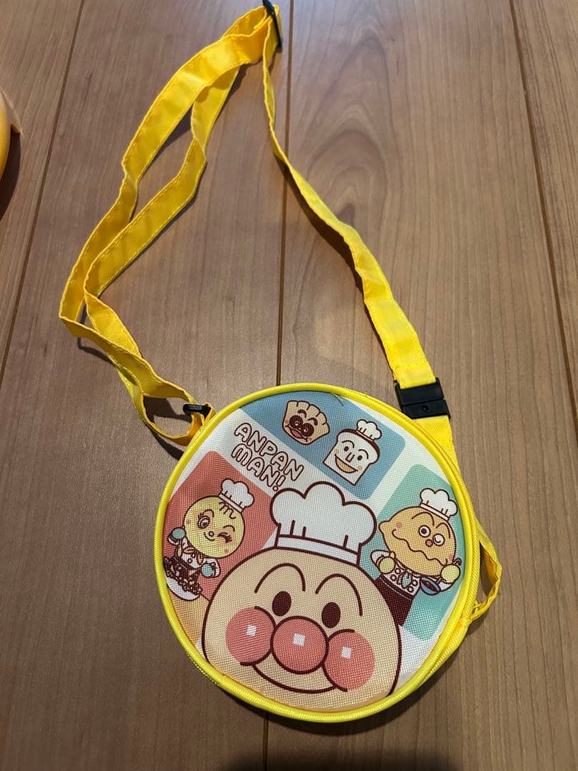 【4-Piece Set】 Anpanman Face Lunch Plate, Food Mold, Pouch