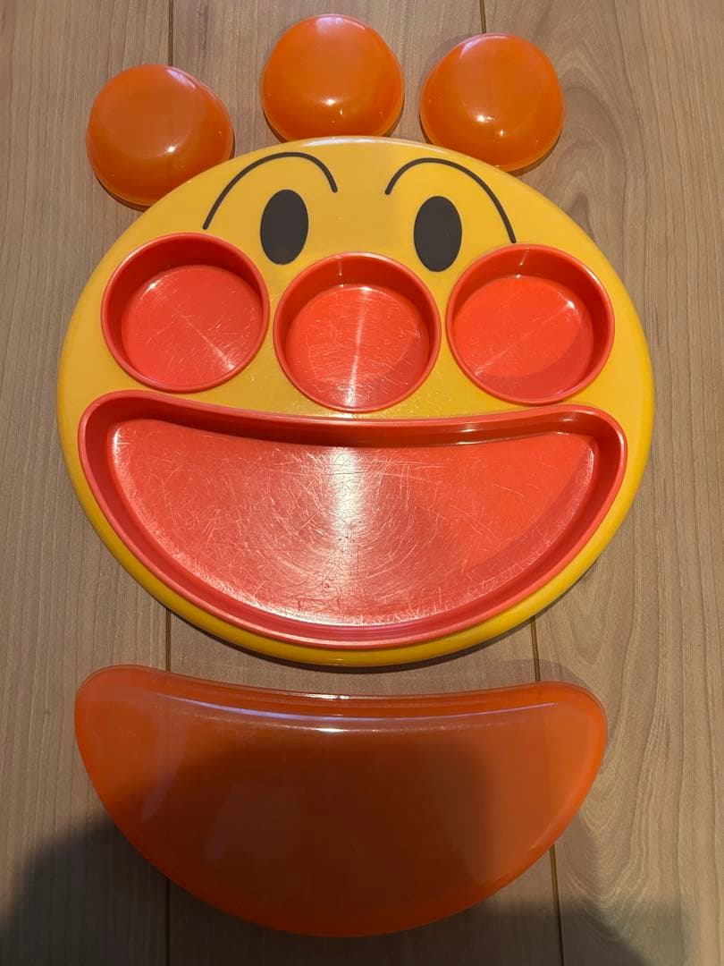 【4-Piece Set】 Anpanman Face Lunch Plate, Food Mold, Pouch
