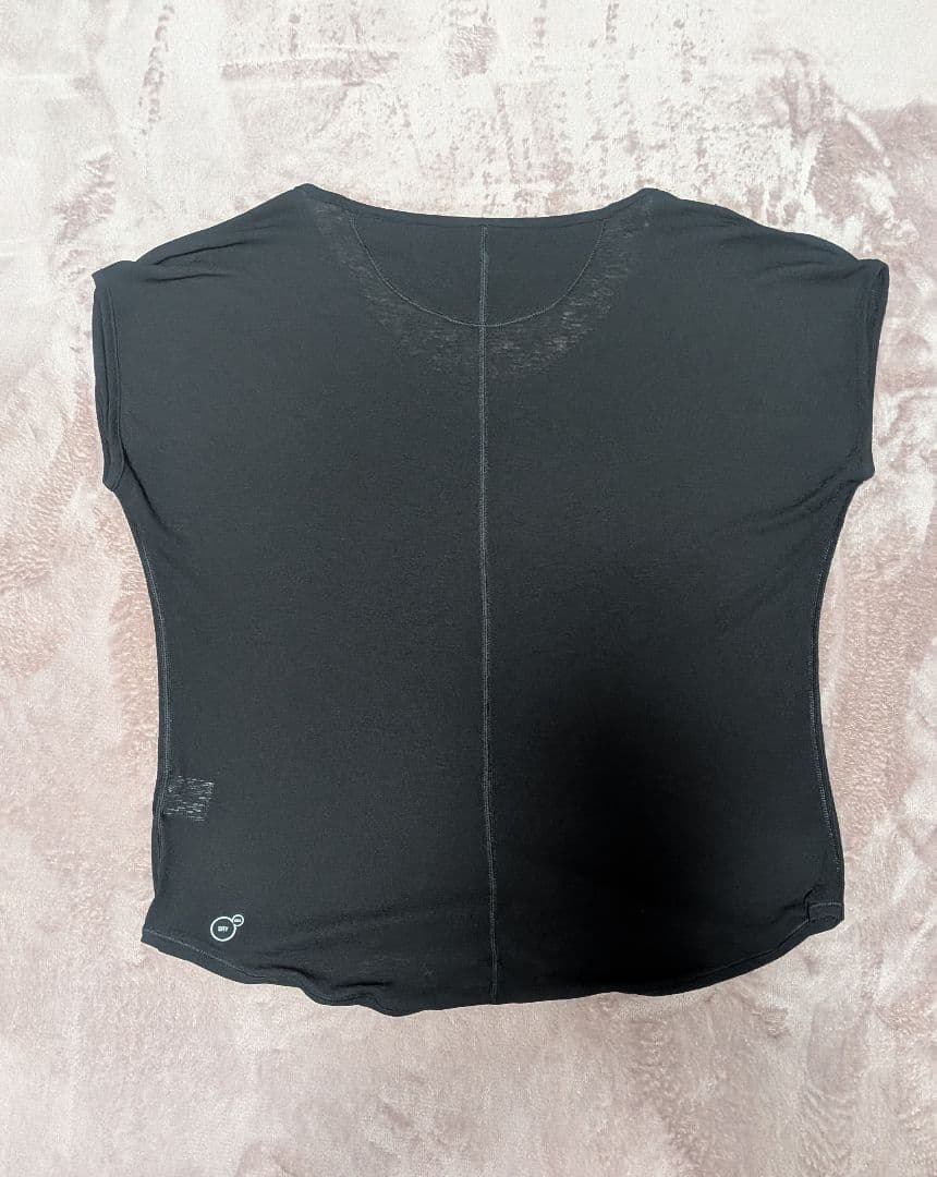 lightweight black
