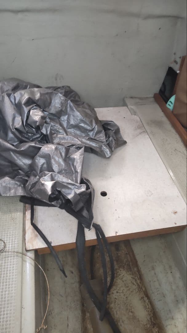 <br>sold 300 <br>the