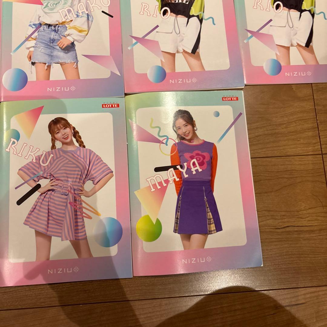 niziu merchandise