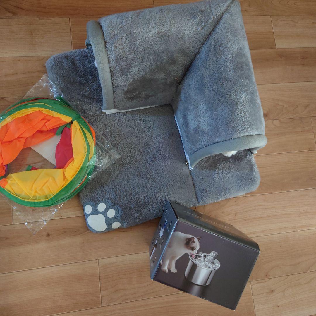 Automatic Water Dispenser (Stainless Steel) and Gray/White Cat Tunnel with Colorful Toy Set (3 Pieces)