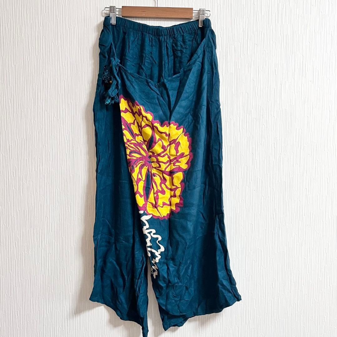 Amina Floral Pattern Sarouel Pants with Tassels